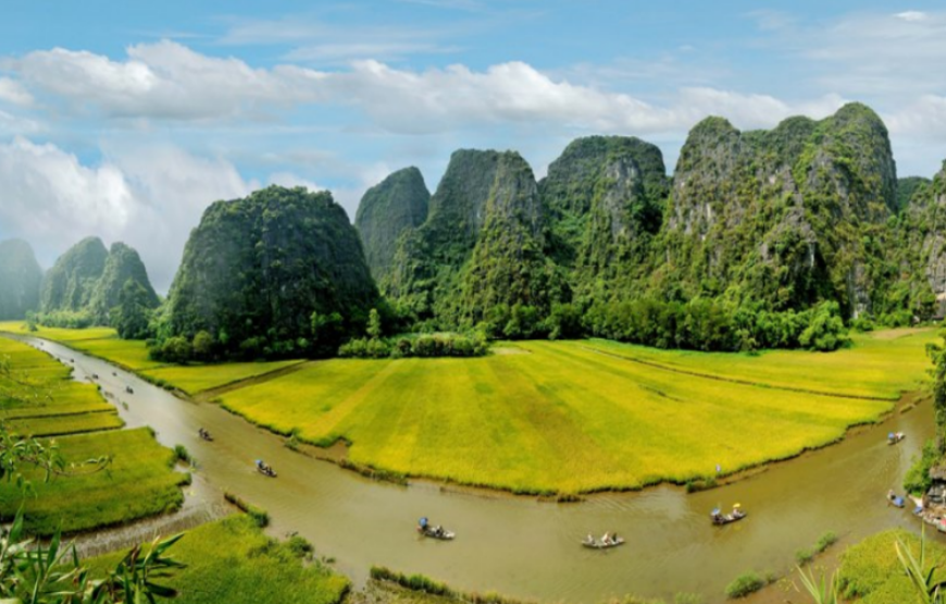 古都 ホアルー・タムコック日帰りツアー（リムジンバス、日本語ガイド付）